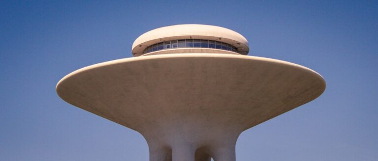 Wieża ciśnień Kościan – historia, ciekawostki i kontekst