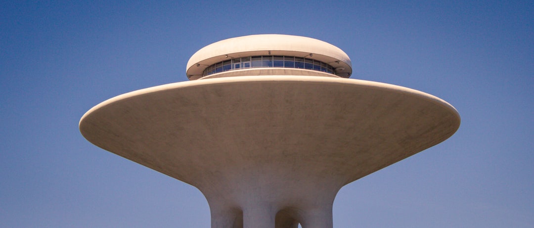 Wieża ciśnień Kościan – historia, ciekawostki i kontekst